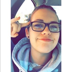 Meet your Posher, Madison